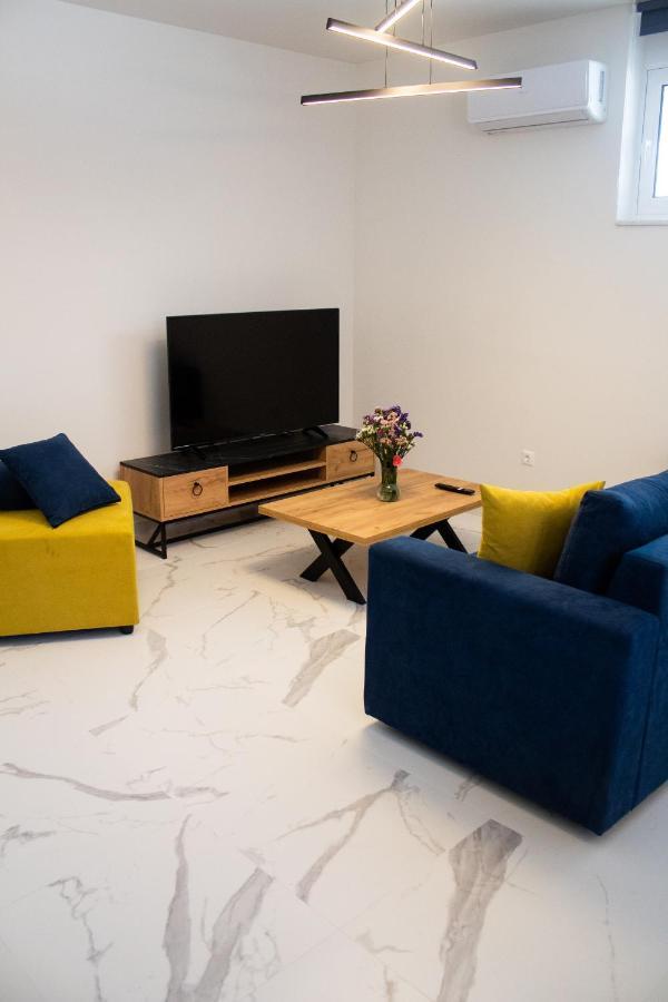 Elias Studio - Near To The Port Of Rafina And The Airport Of Athens Agios Spyridon  Extérieur photo