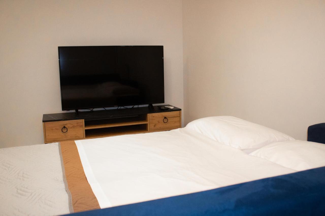 Elias Studio - Near To The Port Of Rafina And The Airport Of Athens Agios Spyridon  Extérieur photo